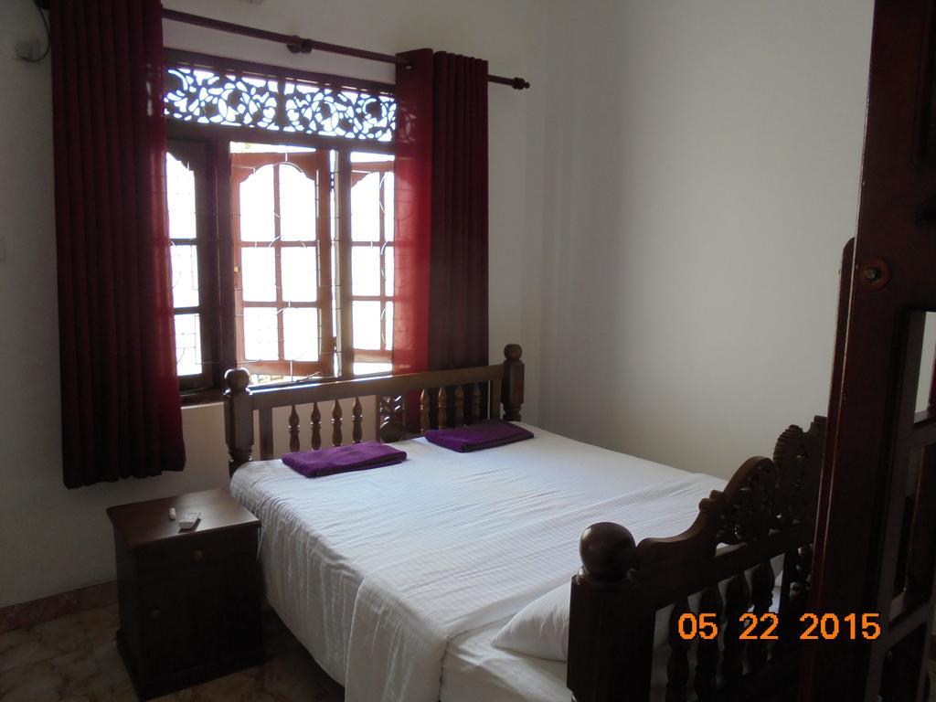 The Hotel Paradise Katunayaka Phòng bức ảnh