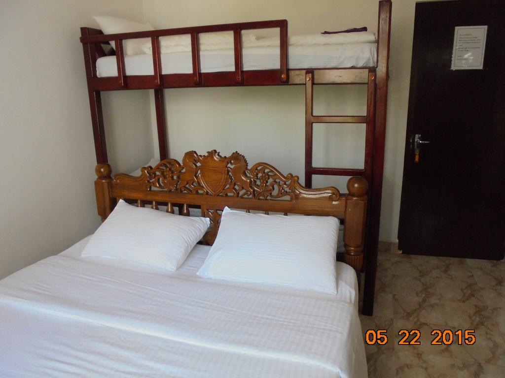 The Hotel Paradise Katunayaka Ngoại thất bức ảnh