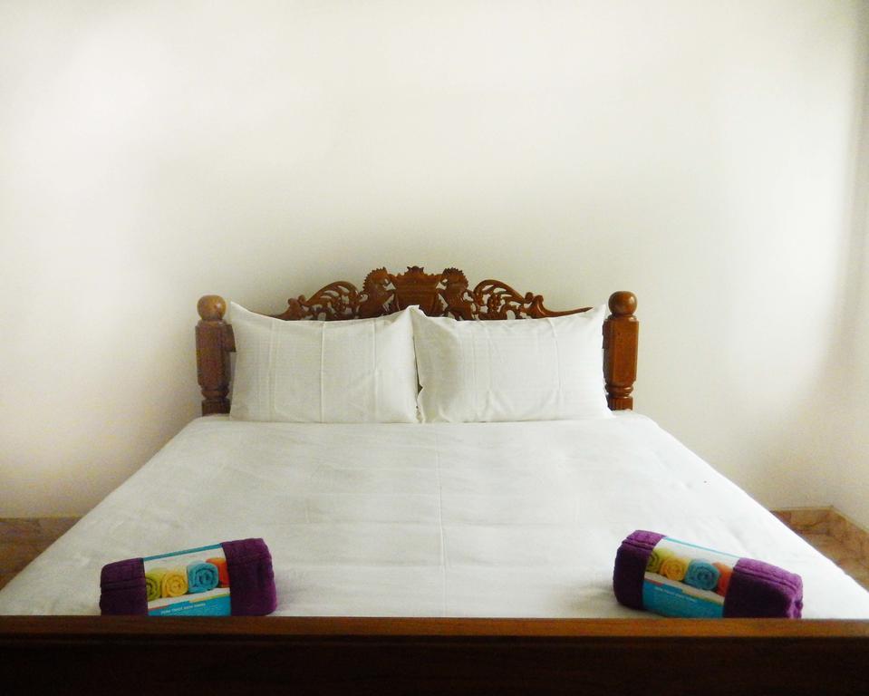 The Hotel Paradise Katunayaka Phòng bức ảnh