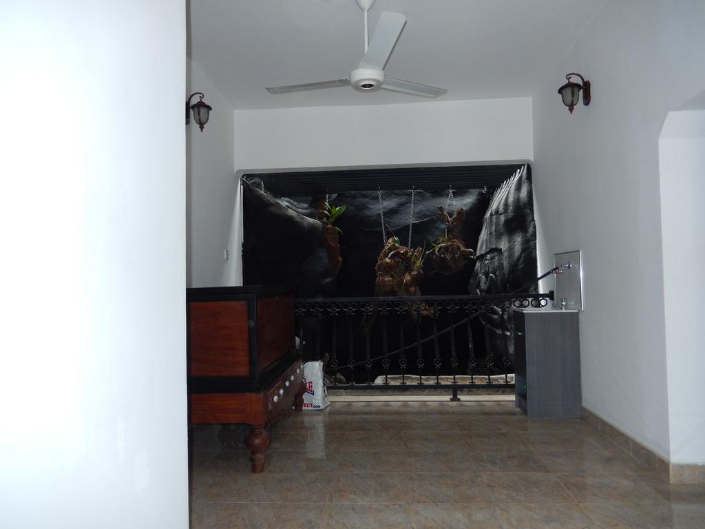 The Hotel Paradise Katunayaka Ngoại thất bức ảnh