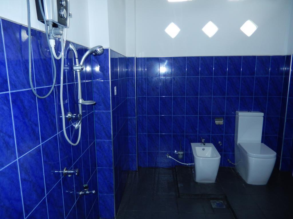 The Hotel Paradise Katunayaka Ngoại thất bức ảnh