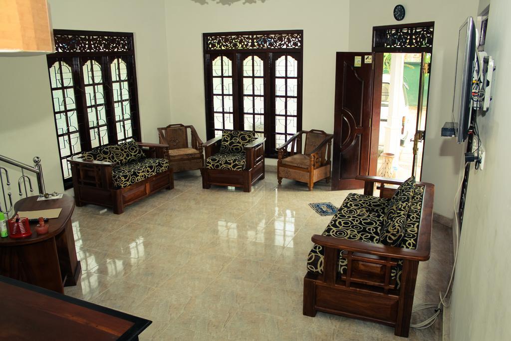 The Hotel Paradise Katunayaka Ngoại thất bức ảnh